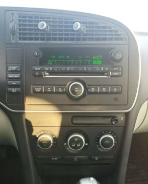 Saab 9-3 II SportKombi 1.9 TiDS 150KM 2008 Saab 9-3 Saab 9-3 1.9 Diesel 150KM, zdjęcie 9