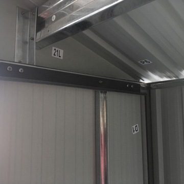 Большой сарай для инструментов из олова. Садовое хранилище для принадлежностей для инструментов.