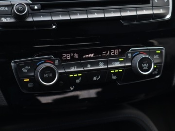 BMW X1 F48 Crossover xDrive20i 192KM 2018 BMW X1 xDrive20i, Salon Polska, Serwis ASO, 4X4, zdjęcie 17