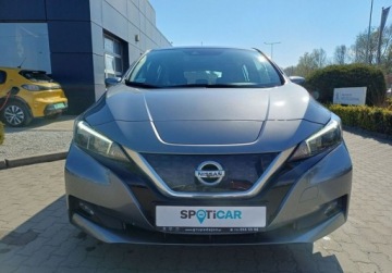 Nissan Leaf II Hatchback Elektryczny 40kWh 150KM 2022 Nissan Leaf 40kWh Acenta 150 KM I wl. sewisowany w ASO Elektryczny, zdjęcie 1