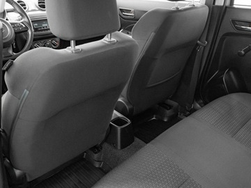 Suzuki Swift VI Hatchback Facelifting 1.2 DualJet SHVS 83KM 2021 Suzuki Swift JSAAZCA3S00528495#1.2 Dualjet SHVS, zdjęcie 18