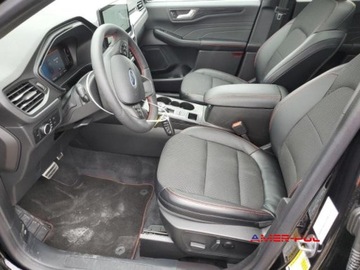 Ford Kuga III 2023 Ford Kuga 2023 r.,1,5 L ESCAPE ST LINE 1.5 Benzyna 181KM, zdjęcie 8