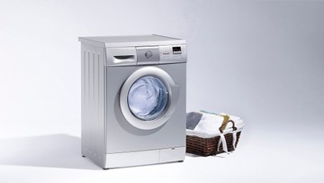 EKRAN PROJEKCYJNY 16:9 Przenośny 550x310 250 Cali