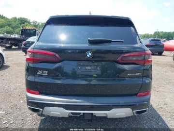 BMW X5 G05 2022 BMW X5 Xdrive40i 2022 3.0 Benzyna 335KM, zdjęcie 3