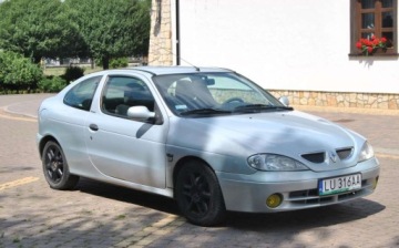 Renault Megane I Hatchback 1.6 i 16V 107KM 2001 Renault Megane 2001r, Salon PL, 1.6 Benzyna 107KM, Sprawna Klima, Ladnie u, zdjęcie 1