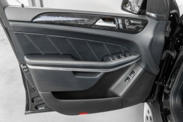 Mercedes Klasa GL X166 2016 Mercedes GL 63 AMG 557 KM. Tylko 45 000 km!, zdjęcie 32