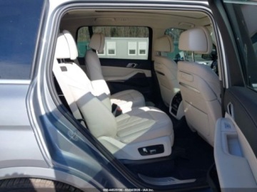 BMW X7 2025 BMW X7 2025r., 4x4, 3.0L 3.0 Benzyna 375KM, zdjęcie 9