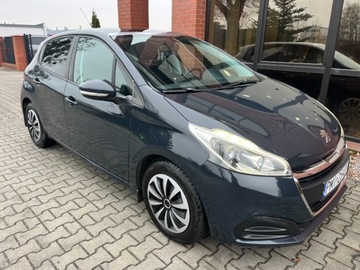 Peugeot 208 I Hatchback 5d Facelifting 1.6 BlueHDi 100KM 2016 Peugeot 208 1.6 diesel panorama dach zarej w PL ksiazka serwis zamiana, zdjęcie 1