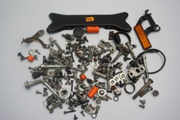 KTM 790 DUKE 18- ŚRUBY ŚRUBKI