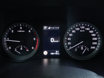 Hyundai Tucson III SUV 1.7 CRDi 141KM 2016 Hyundai Tucson 1.7 CRDi, Salon Polska, Serwis ASO, zdjęcie 10