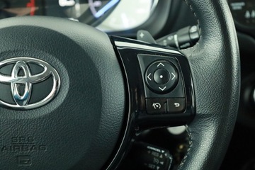Toyota Yaris III Hatchback 5d Facelifting 2017 1.5 Dual VVT-iE 111KM 2017 Toyota Yaris 1.5 Dual VVT-i, Salon Polska, zdjęcie 15