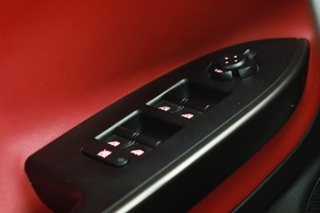 Alfa Romeo Giulietta Nuova II Hatchback 5d Facelifting 1.4 TB 16v Mair 170KM 2014 Alfa Romeo Giulietta 1.4 T MultiAir, Salon Polska, zdjęcie 16