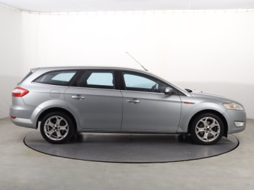 Ford Mondeo IV Kombi 2.0 Duratorq TDCi DPF 140KM 2010 Ford Mondeo 2.0 TDCi, Xenon, Klima, Klimatronic, zdjęcie 5