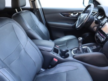 Nissan Qashqai II Crossover 1.6 dCi 130KM 2016 Nissan Qashqai 1.6 dCi, Salon Polska, 4X4, Skóra, zdjęcie 8