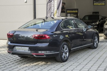 Volkswagen Passat B8 Variant Facelifting 1.5 TSI EVO 150KM 2022 Volkswagen Passat LEDY / Kamera / Gwarancja na ROK, zdjęcie 14