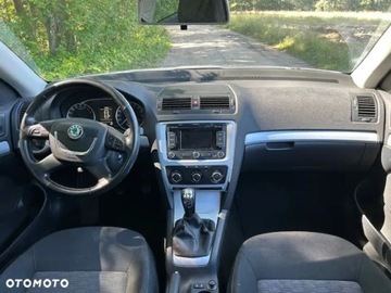 Skoda Octavia II Kombi 1.6 TDI CR DPF 105KM 2010 Skoda Octavia Skoda Octavia 1.6 Diesel 105KM, zdjęcie 11