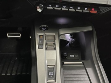 Peugeot 408 2025 Od ręki - GT 1.2 mHEV 145KM / Pakiet Bezpieczeństwo, Hi-Fi, Szklany dach, zdjęcie 9