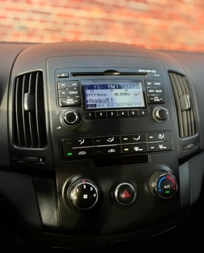 Hyundai i30 I Hatchback 1.4 109KM 2009 Hyundai i30 Klima Hak Isofix Gwarancja w cenie Warszawa VFJJ 1.4 Benzyna, zdjęcie 19