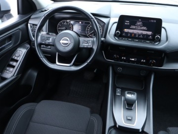 Nissan Qashqai III Crossover 1.3 DIG-T MHEV 158KM 2023 Nissan Qashqai 1.3 DIG-T MHEV, Salon Polska, zdjęcie 6