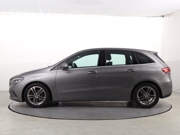 Mercedes Klasa B W247 Sports Tourer 1.3 B180  136KM 2019 Mercedes B B 180, Salon Polska, Automat, Skóra, zdjęcie 2