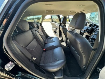 Ford Focus III Kombi Facelifting 1.5 EcoBoost 150KM 2017 Ford Focus Półskóra! Kamera Czujniki Asystent, zdjęcie 11