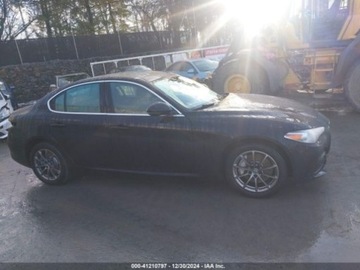 Alfa Romeo Giulia II Sedan Facelifting 2.0 Turbo 280KM 2020 Alfa Romeo Giulia 2020r., 4x4, 2.0L 2.0 Benzyna 280KM, zdjęcie 4