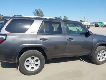 Toyota 2021 Toyota 4-Runner 2021 TOYOTA 4RUNNER 4.0 Benzyna 270KM, zdjęcie 8