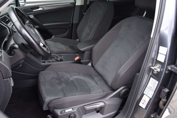 Volkswagen Tiguan II SUV Facelifting 2.0 TDI 200KM 2021 Volkswagen Tiguan TDI 200KM Allspace DSG 4x4 Elegance LEDMatrix Hak Panora, zdjęcie 33
