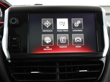 Peugeot 2008 I SUV Facelifting 1.2 PureTech 110KM 2016 Peugeot 2008 lift klima auto navi panorama, zdjęcie 24