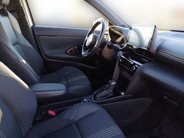 Toyota Yaris IV Cross 1.5 Hybrid 116KM 2021 Toyota Yaris Cross Hybrid 1.5 Adventure 4x4 Hybrid, zdjęcie 8