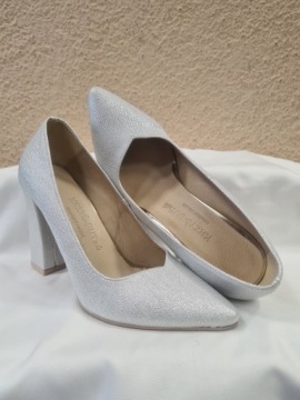 СЕРЕБРЯНЫЕ НАСОСЫ LEYD НА ШЕСТЕ KRZYŚ-BUT Р.40