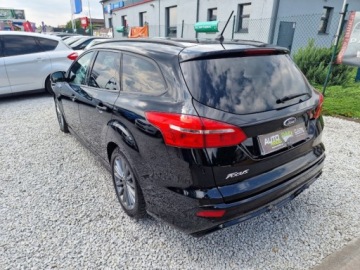 Ford Focus III Kombi Facelifting 1.0 EcoBoost 140KM 2017 Ford Focus ST-LINE 1.0 EcoBoost 140Ps Navi Ksenon Alu Piekny Gwarancja, zdjęcie 31