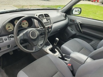Toyota RAV4 II 2.0 i 16V 150KM 2000 Toyota RAV-4 2.0 Benzyna 150KM 4x4 132tyś.km, zdjęcie 14