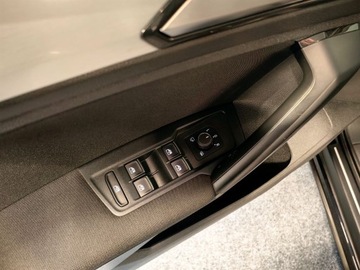 Volkswagen Tiguan II SUV 2.0 TDI 150KM 2018 Volkswagen Tiguan II 2.0 VW Nawi, Kamera, ACC, Asystent pasa, zdjęcie 9