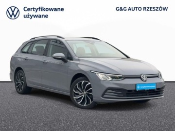 Volkswagen Golf VIII Variant 1.5 TSI 130KM 2023 Volkswagen Golf 1.5 TSI 130KM EVO Life, Serwis ASO, Gwarancja, MALY PRZEBI, zdjęcie 1