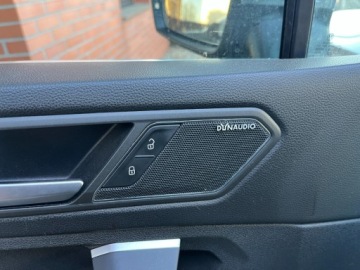 Volkswagen Tiguan Allspace SUV 2.0 TDI 190KM 2020 Volkswagen Tiguan Allspace 2.0 diesel 190 KM automat 4 Motion R - LINE, zdjęcie 24