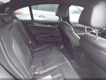 BMW Seria 5 G30-G31 2017 BMW Seria 5 530i, 2017r., 2.0L 2.0 Benzyna 248KM, zdjęcie 9