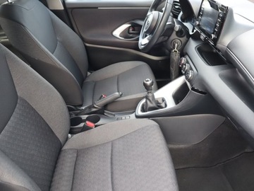 Toyota Yaris IV Hatchback 1.5 Dynamic Force 125KM 2023 Toyota Yaris 1.5 VVT-i, Salon Polska, zdjęcie 8