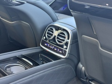 Mercedes Klasa S W222 Limuzyna Facelifting 4.0 560 469KM 2017 Mercedes S 560 4Matic Maybach. FV 23%., zdjęcie 32