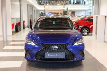 Lexus ES VII (XV70) 2022 Lexus ES 300h F Sport Design 2.5 Hybryda 218KM