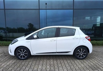 Toyota Yaris III 2018 Toyota Yaris BLACK WEEK 1.5 Hybryda 100KM FV23 Salon PL Serwis ASO Gwaranc, zdjęcie 9