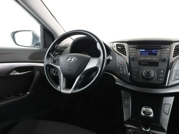 Hyundai i40 Kombi 1.6 GDI 135KM 2015 Hyundai i40 135KM, klima, Bluetooth, zdjęcie 15