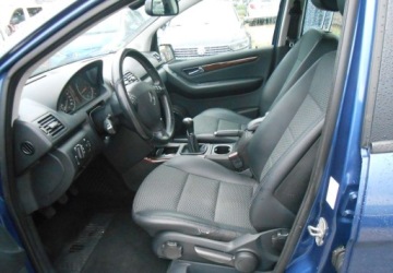 Mercedes Klasa A W169 Coupe 1.7 170 116KM 2008 Mercedes-Benz Klasa A Mercedes-Benz Klasa A W169 1.7 benzyna 115 KM 1.7, zdjęcie 10