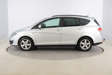 Seat Altea XL 1.6 TDI CR 105KM 2010 Seat Altea XL 1.6 TDI, HAK, Klima,ALU, El. szyby, zdjęcie 2