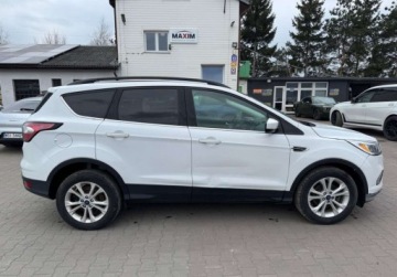 Ford Escape III 2018 Ford Escape 2018 Ford Kuga - w Polsce po oplatach i akcyzie 1.5 Benzyna, zdjęcie 4