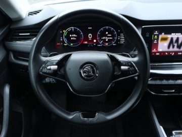 Skoda Octavia IV 2021 Skoda Octavia 1.4 TSI iV, Salon Polska, zdjęcie 22