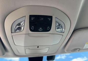 Chrysler Pacifica II 2018 Chrysler Pacifica 2018 Chrysler Pacifica HYBRID TOURING PLUS auto w Polsce, zdjęcie 16