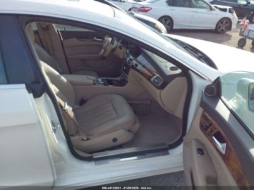 Mercedes CLS W218 2014 Mercedes-Benz CLS 2014r., 4.6L 4.6 Benzyna 402KM, zdjęcie 8