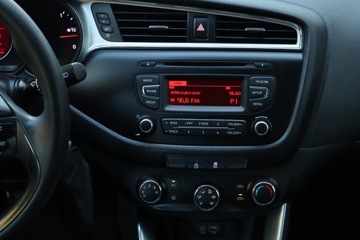 Kia Ceed II Kombi Facelifting 1.4 DOHC 100KM 2017 Kia Ceed 1.4 CVVT, Salon Polska, Klima, Parktronic, zdjęcie 11