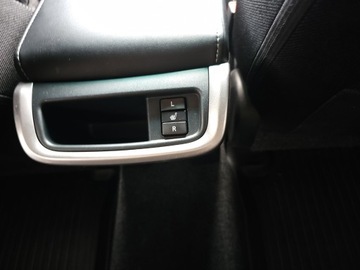 Toyota Hilux VIII Podwójna kabina Facelifting 2.8 D-4D 204KM 2023 Toyota Hilux 2.8 D-4D Double Cab SR5+ 4x4 2.8 D-4D, zdjęcie 22